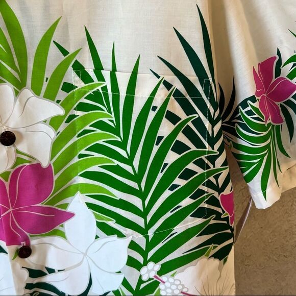 Vintage Royal Creations Floral Hawaiian Button Down Shirt - Picture 4 of 8